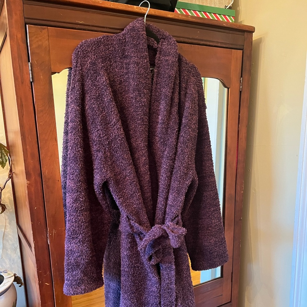 Barefoot dreams comfy robe